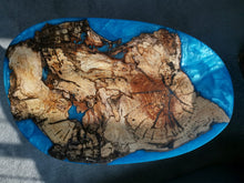 Load image into Gallery viewer, Resin Island coffee table

